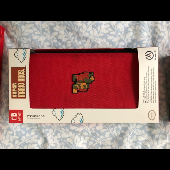 Nintendo Switch Console & 9 Games - Picture 5 of 7